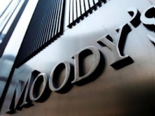 Ο οίκος Moody’s υποβάθμισε κατά δύο βαθμίδες την Εμπορική αλλά και τη Γενική Τράπεζα