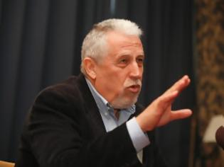 Φωτογραφία για Ο Μανώλης… διέγραψε τον Καμμένο!
