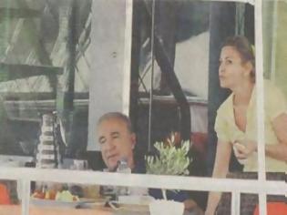 Φωτογραφία για Στη Σκιάθο ο πρόεδρος της Γαλατασαράι με την Ελληνίδα σύζυγό του!