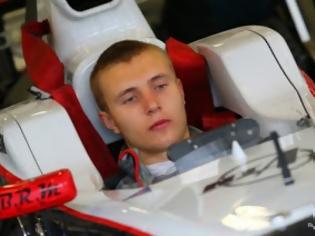 Φωτογραφία για Formula1: O Hülkenberg δεν θέλει τον 18χρονο Sirotkin στις πίστες