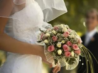 Φωτογραφία για Πάτρα: Το βασίλειο των «λευκών γάμων»