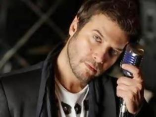 Φωτογραφία για Απόπειρα αυτοκτονίας έκανε ο Λάμπης Λιβιεράτος - Ευτυχώς τον έσωσαν οι γιατροί